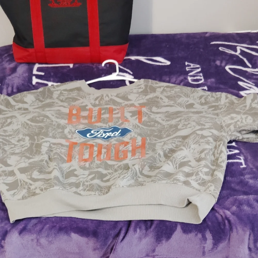 Ford Built Tough Camouflage Embroidery Sweatshirt- Camo - Picture 4 of 4